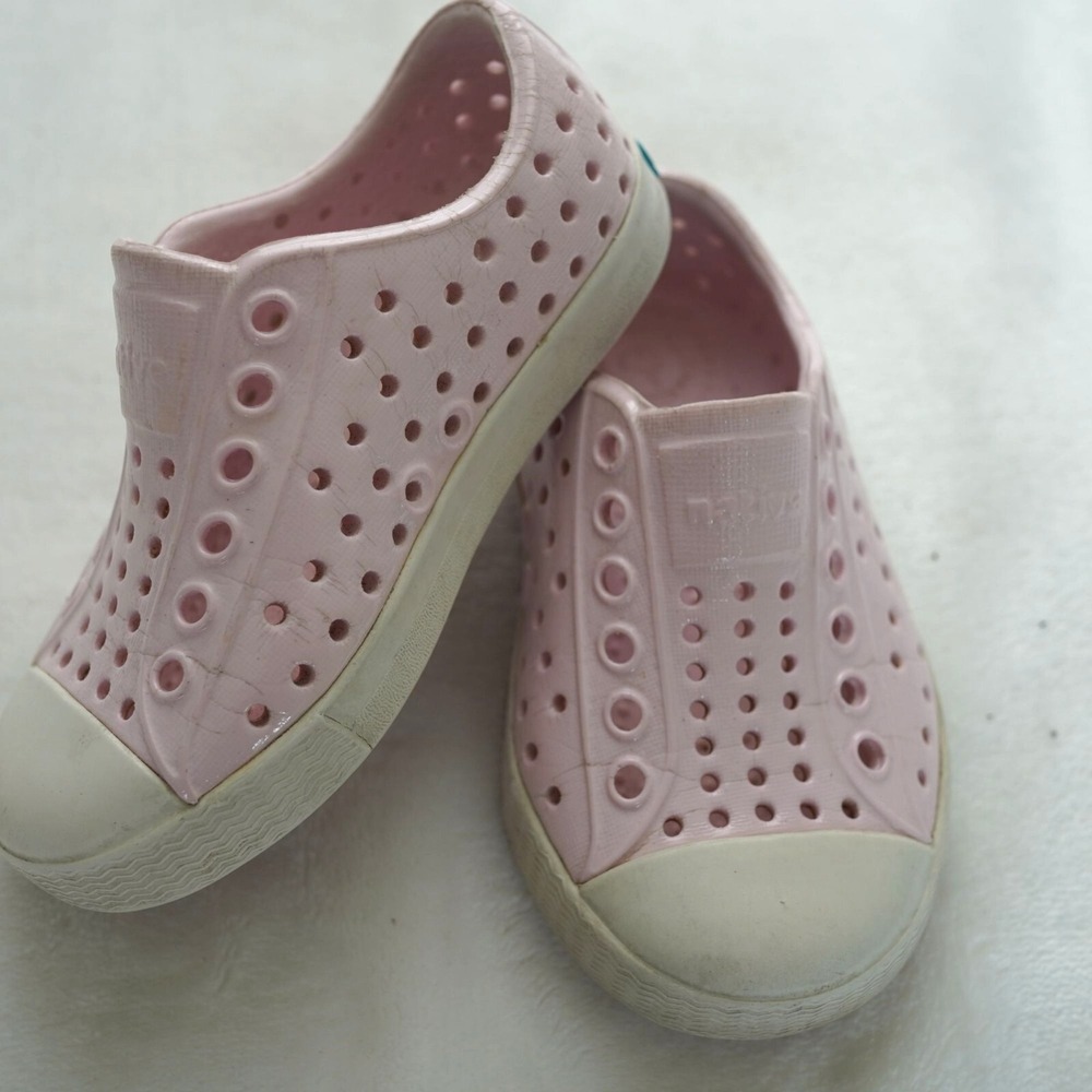 Native Jefferson C5‎ Pink Lightweight Water Shoes